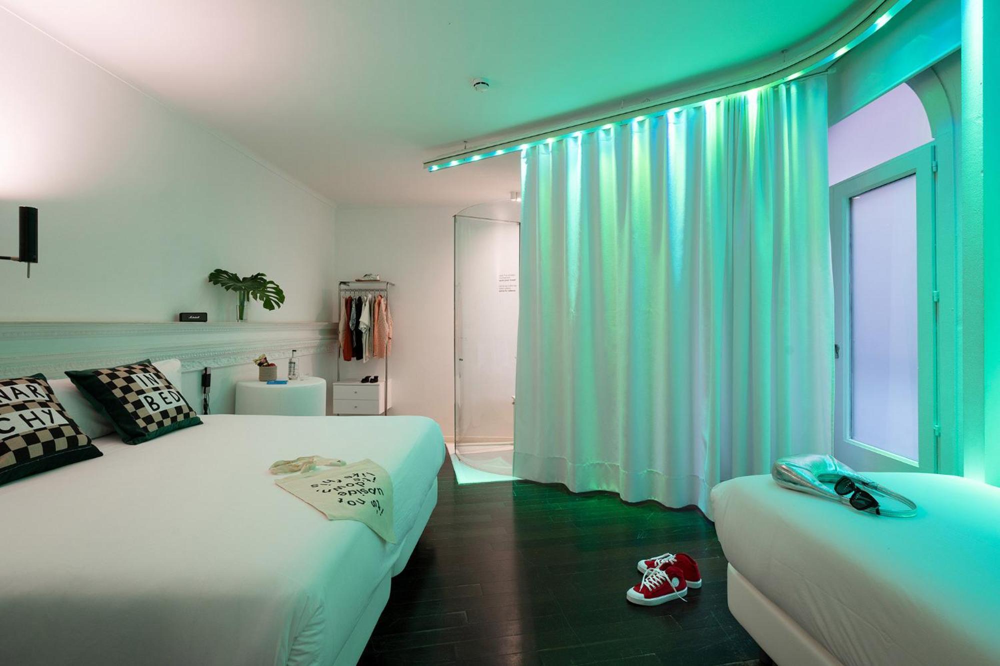 Chic & Basic Born Boutique Hotel Barcelona Exterior photo