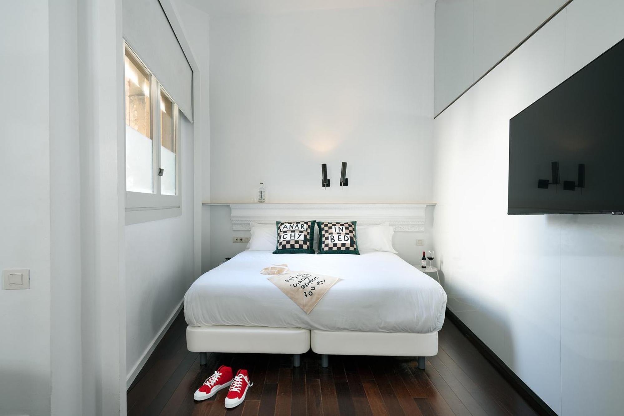 Chic & Basic Born Boutique Hotel Barcelona Exterior photo