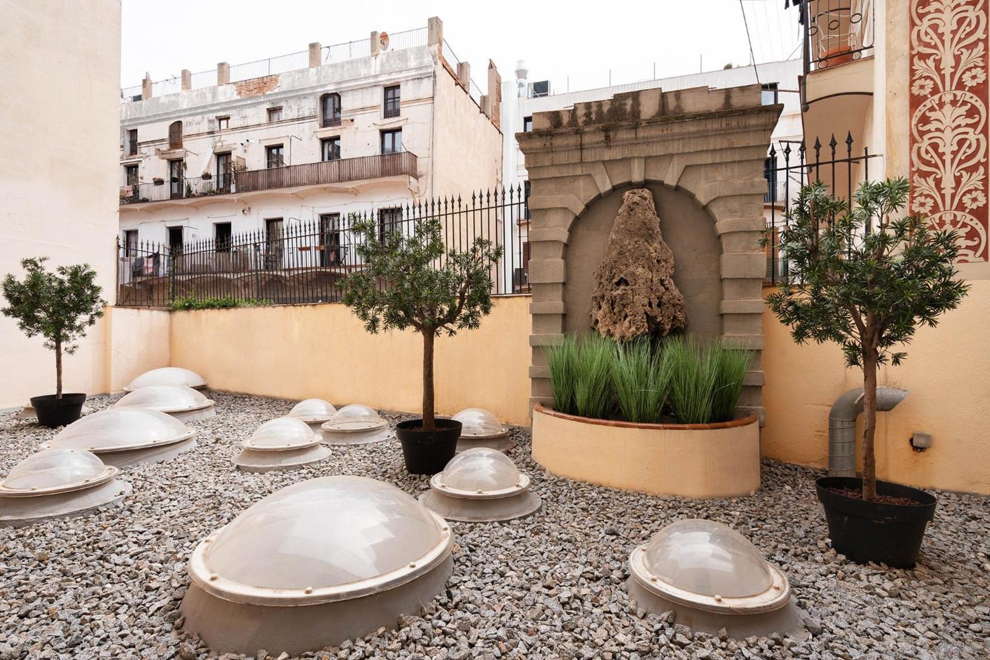 Chic & Basic Born Boutique Hotel Barcelona Exterior photo
