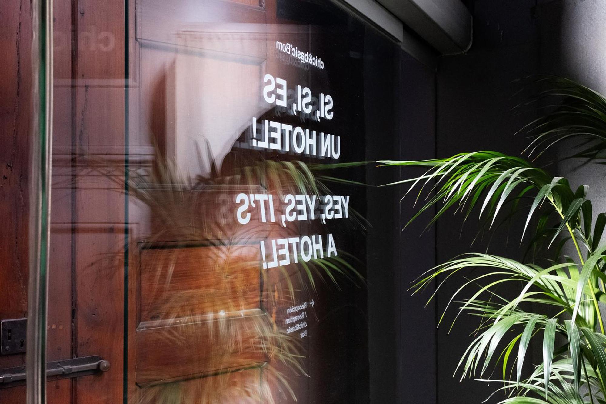 Chic & Basic Born Boutique Hotel Barcelona Exterior photo