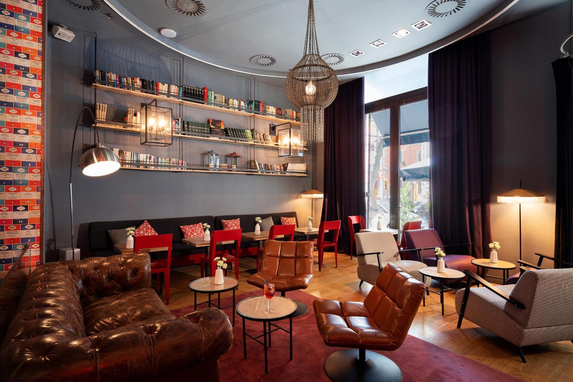 Chic & Basic Born Boutique Hotel Barcelona Exterior photo