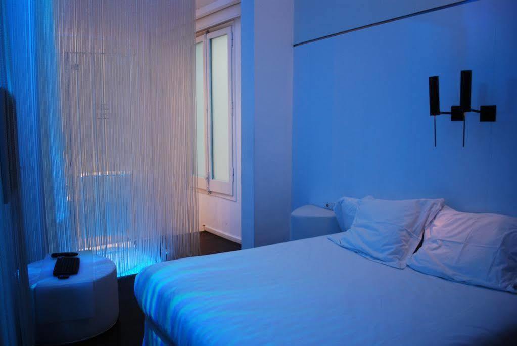 Chic & Basic Born Boutique Hotel Barcelona Exterior photo